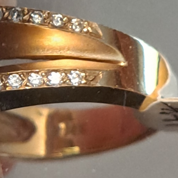 Ruby and Diamond Vintage Band - Picture 2 of 6